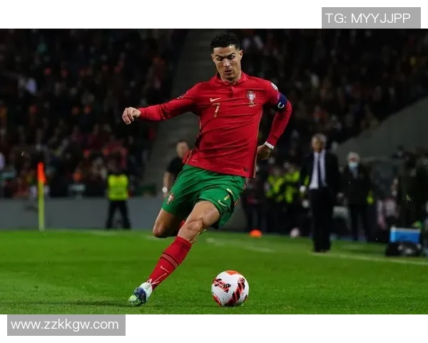 C罗是否是足球史上最伟大的球星探讨与分析